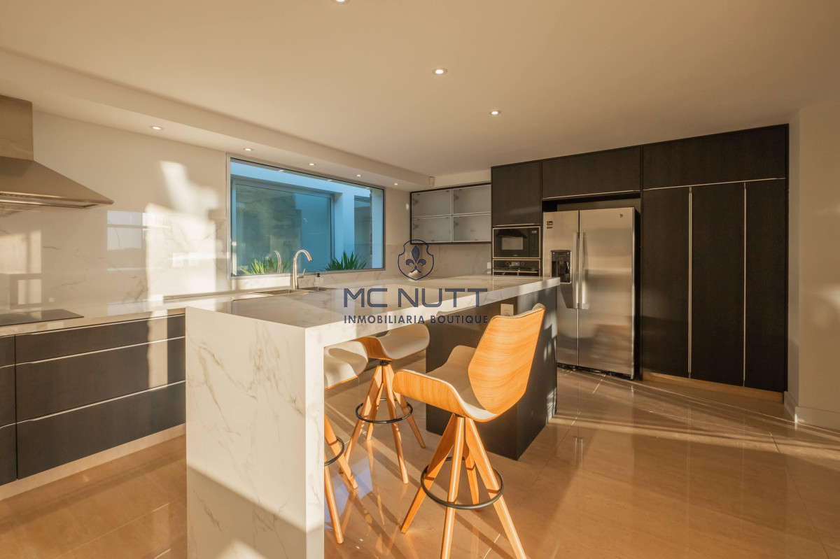 Casa ID.68/ - Casa en  Barrio Privado