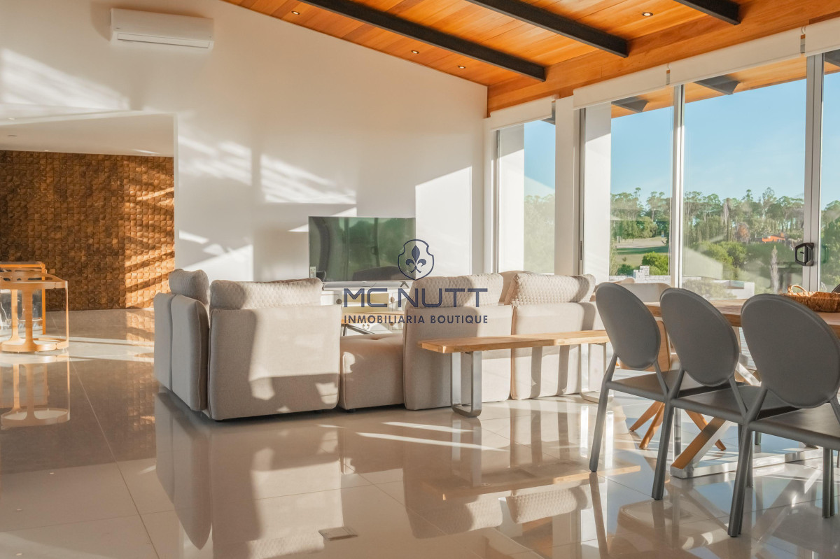 Casa ID.69/ - Casa en  Barrio Privado