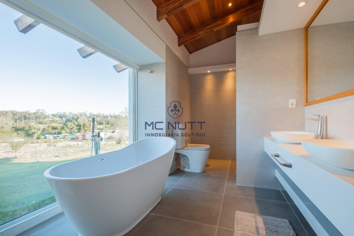 Casa ID.69/ - Casa en  Barrio Privado