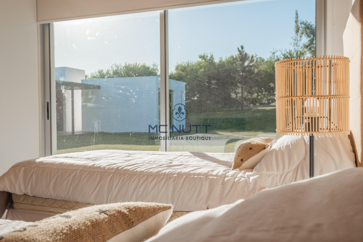 Casa ID.69/ - Casa en  Barrio Privado