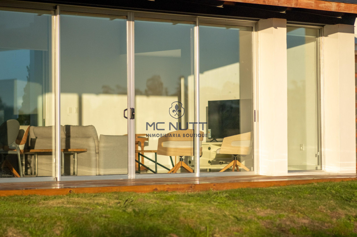 Casa ID.69/ - Casa en  Barrio Privado