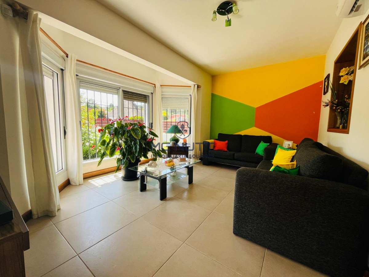 Casa ID.708/ - Casa en venta en Pinares