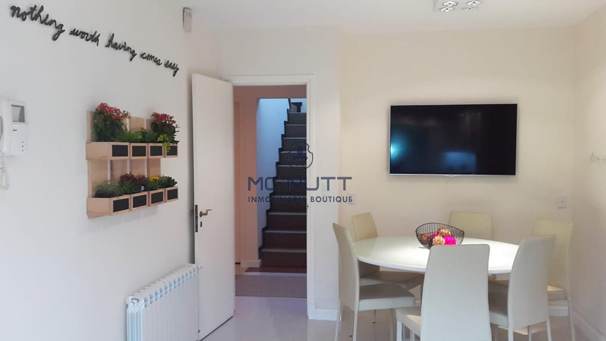 Casa ID.622/ - Casa en venta y alquiler a una cuadra de playa mansa