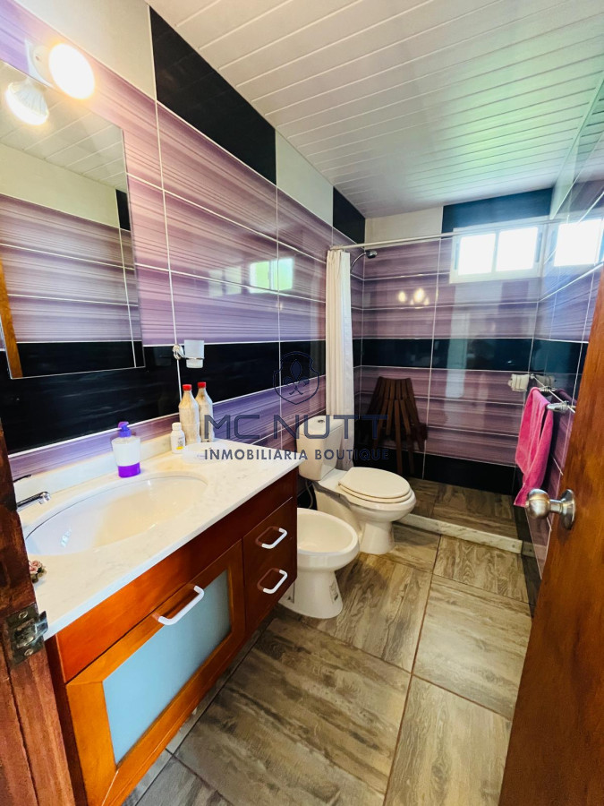 Casa ID.708/ - Casa en venta en Pinares