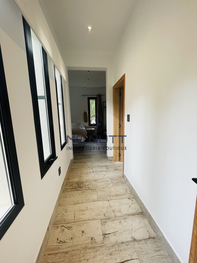 Casa ID.616/ - Hermosa casa en Acres de Solanas