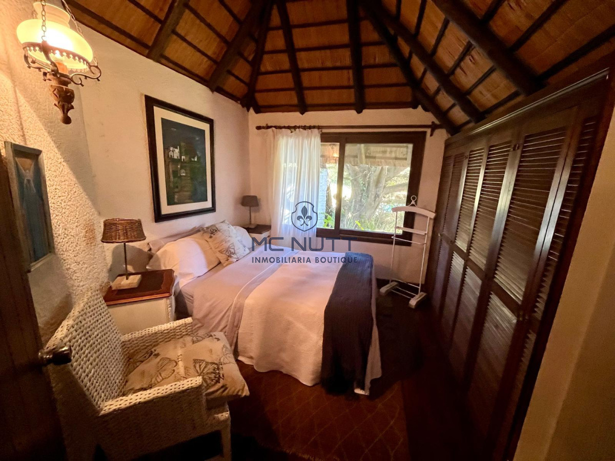 Casa ID.652/ - AMPLIA PROPIEDAD EN VENTA EN MANSA