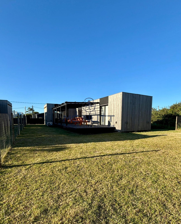 Casa ID.707/ - Casa a estrenar en La Juanita