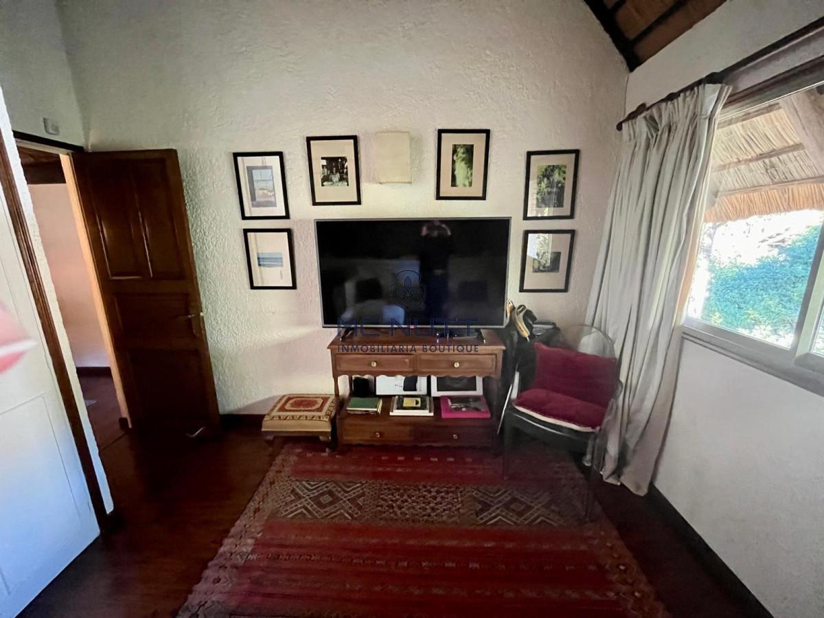 Casa ID.652/ - AMPLIA PROPIEDAD EN VENTA EN MANSA