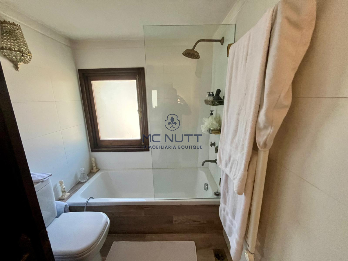 Casa ID.652/ - AMPLIA PROPIEDAD EN VENTA EN MANSA