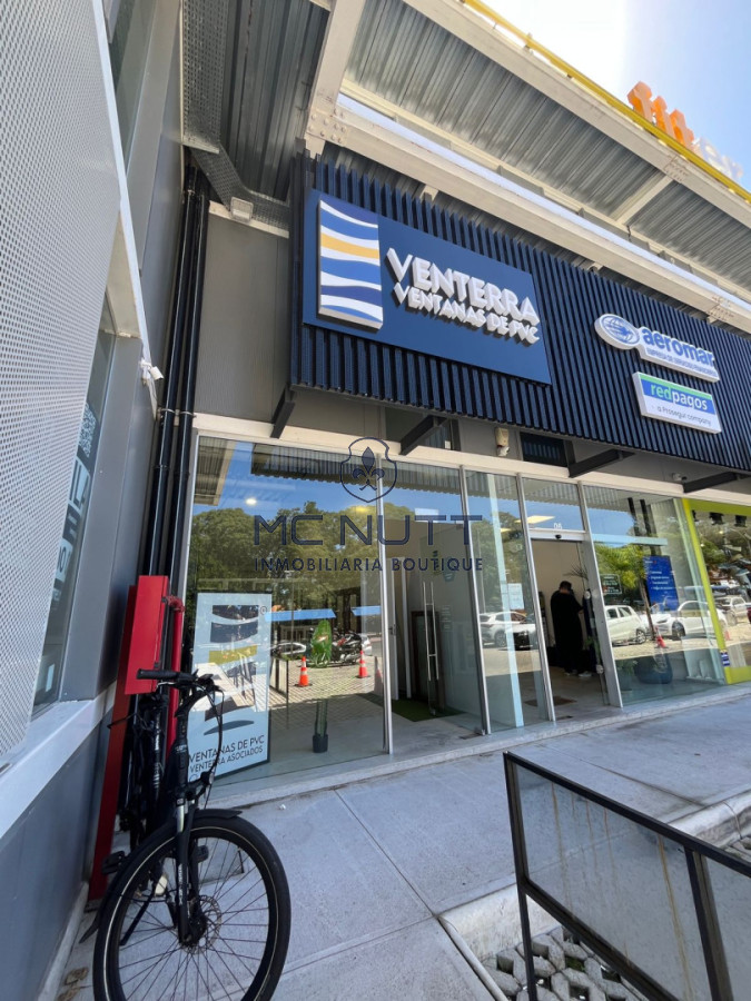 Local Comercial ID.798/ - LOCAL EN VENTA EN MALDONADO