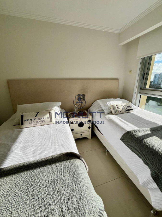 Apartamento Ref.814/ - EDIFICIO TORRE LOBOS EN VENTA 3 DORMITORIOS