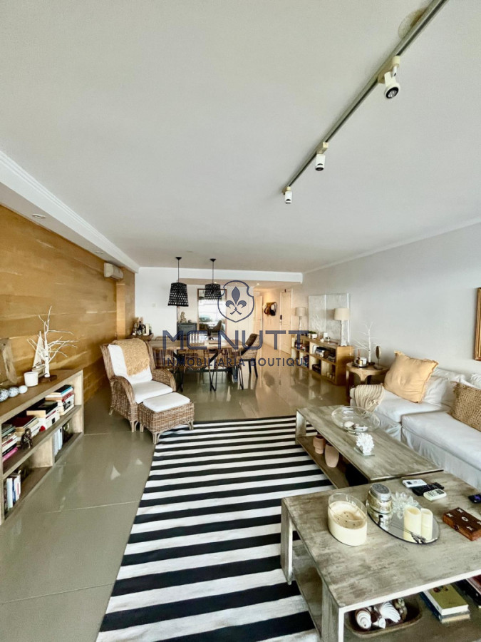 Apartamento Ref.814/ - EDIFICIO TORRE LOBOS EN VENTA 3 DORMITORIOS