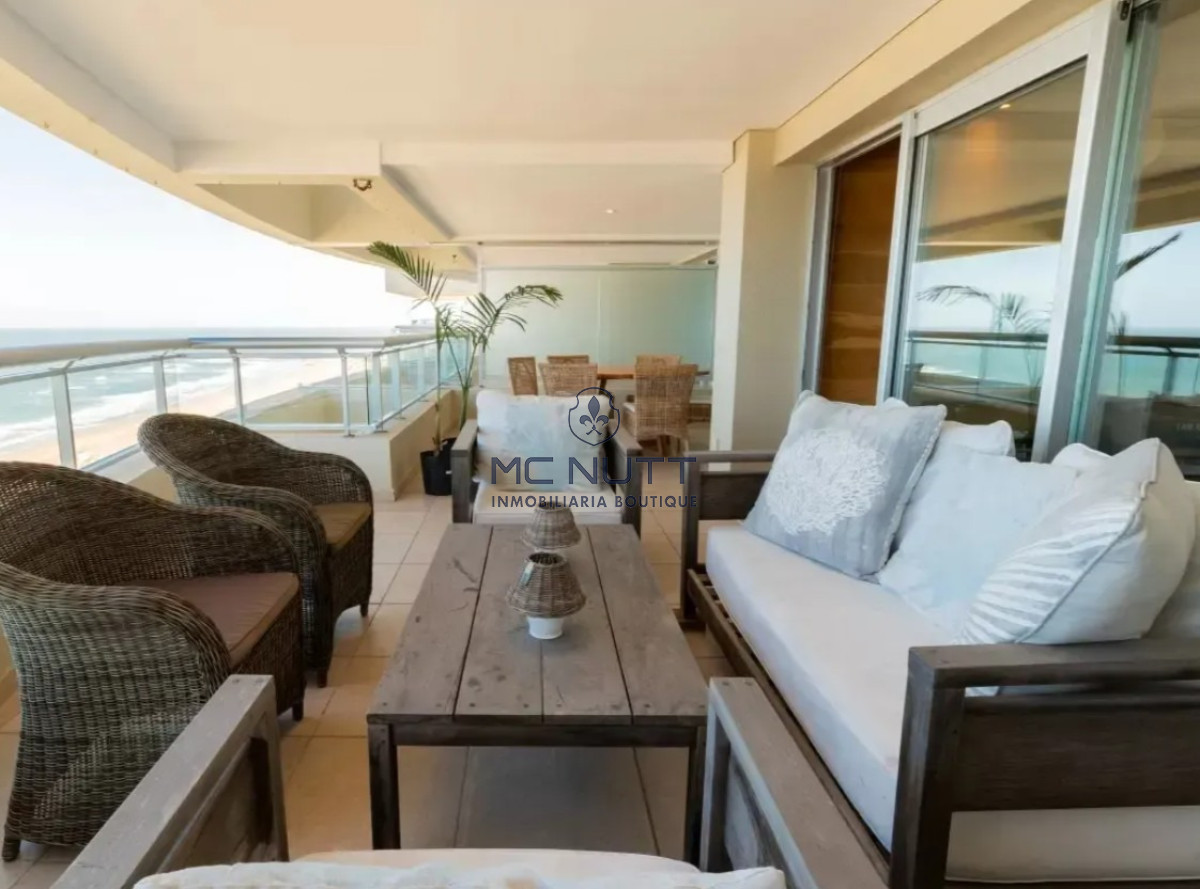 Apartamento Ref.814/ - EDIFICIO TORRE LOBOS EN VENTA 3 DORMITORIOS