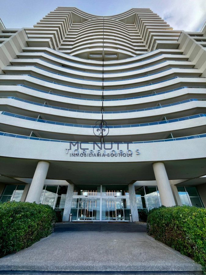 Apartamento Ref.814/ - EDIFICIO TORRE LOBOS EN VENTA 3 DORMITORIOS