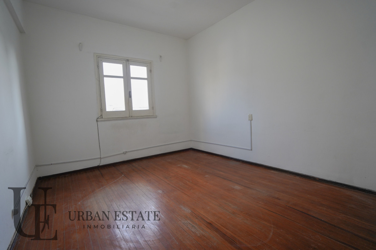 Apartamento ID.578 - Venta Apartamento 2 Dormitorio Planta Baja, En Cordon 