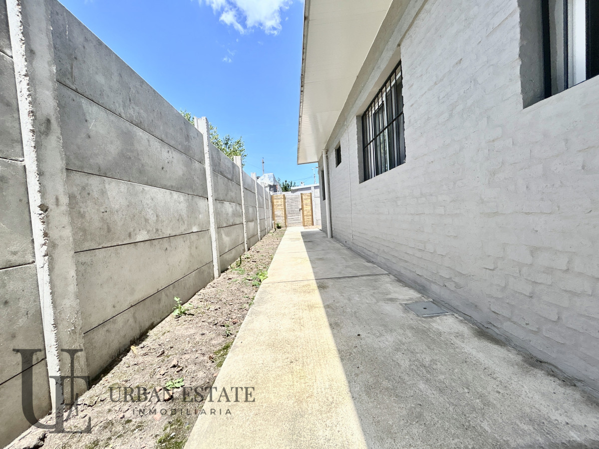 Casa ID.549 - Venta 2 Casas En Un Mismo Padron Con Renta, En Pando 