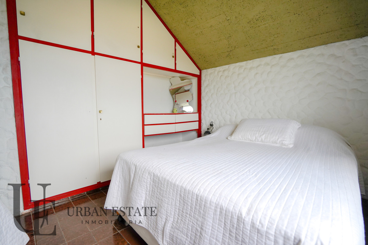 Casa ID.579 - Venta Casa 3 Dormitorios Frente Al Mar, En Playa Hermosa 
