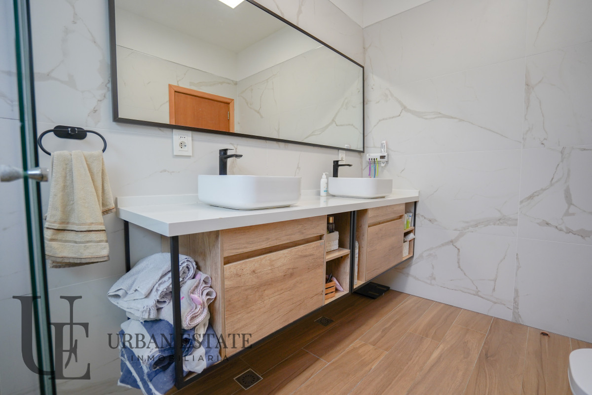 Casa ID.570 - Venta Casa 3 Dormitorios Cumbres de Carrasco Barrio Privado  