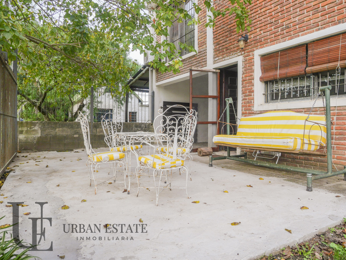 Casa ID.563 - Venta Casa 9 Dormitorios 4 Baños, En La Floresta