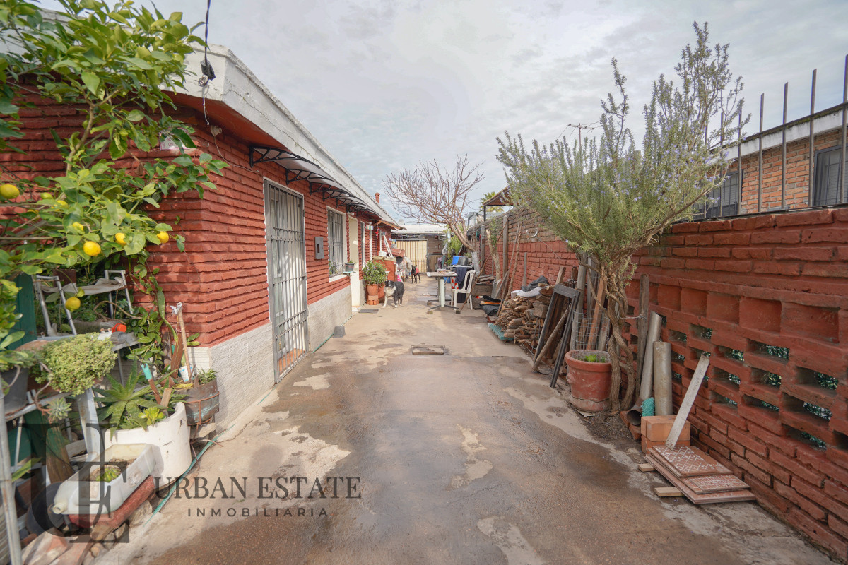 Casa ID.581 - Venta Casa 2 Dormitorios + Apartamento Al Fondo En A45, Pando Canelones