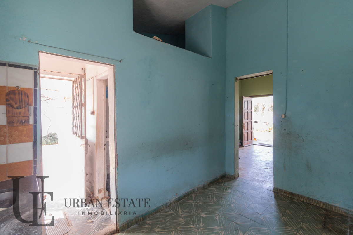 Casa ID.502 - Venta Casa 2 Dormitorios + Apartamento De Servicio, En Pando