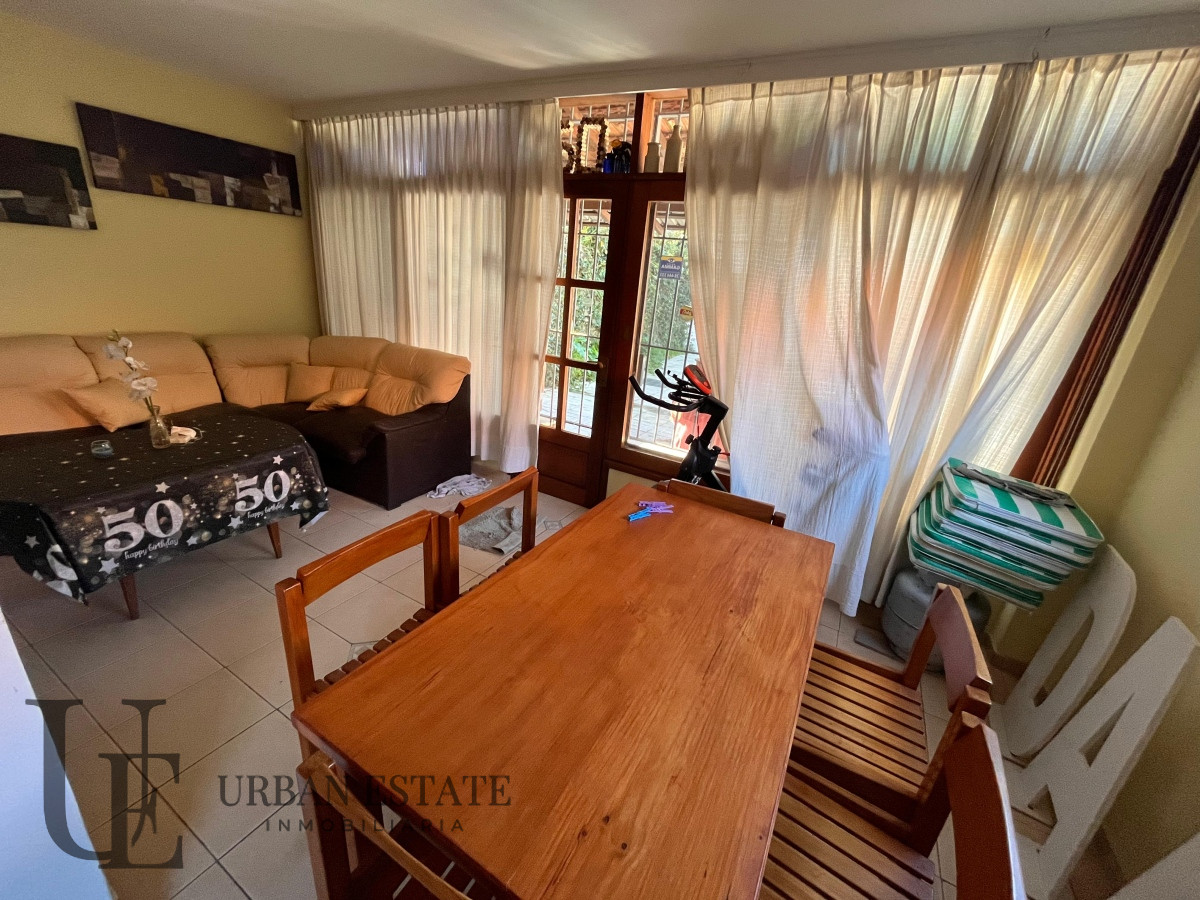 Casa ID.388 - Alquiler Anual Casa 3 Dormitorios + Apartamento De Servicio, En San Rafael