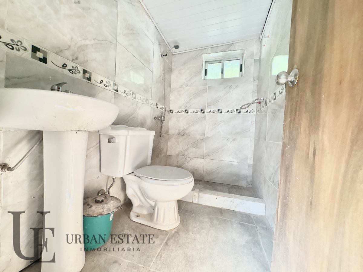 Casa ID.585 - Alquiler Casa 2 Dormitorios Con Parrillero + Monoambiente, En Neptunia