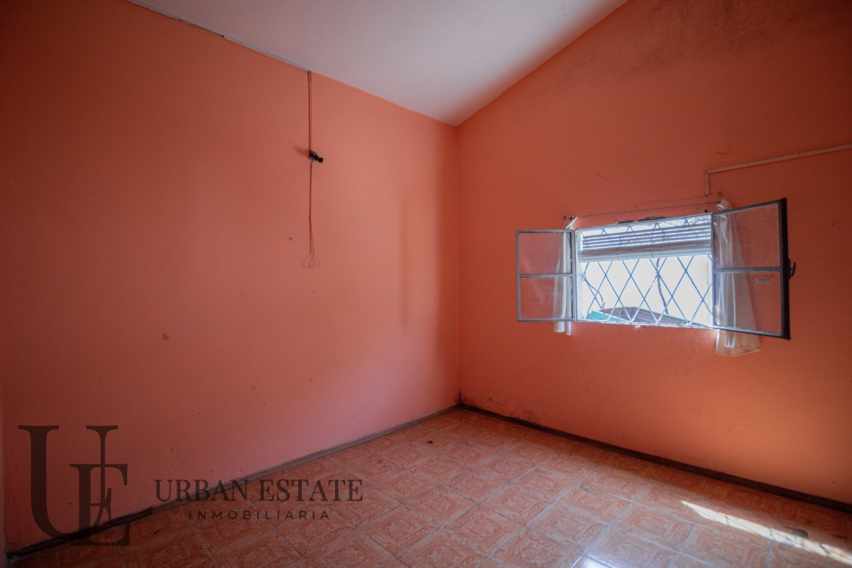 Casa ID.502 - Venta Casa 2 Dormitorios + Apartamento De Servicio, En Pando