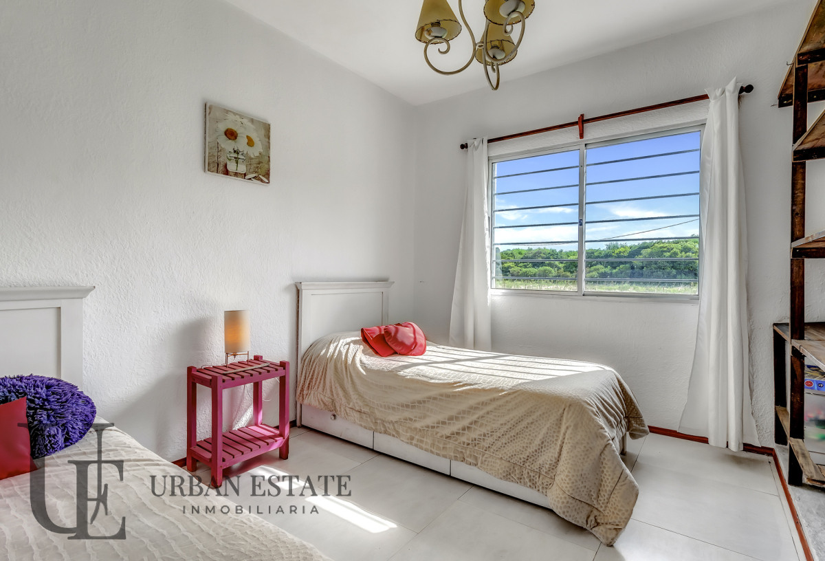 Casa ID.558 - Venta Casa 2 Dormitorios Con Gran Terreno Barra de Portezuelo 