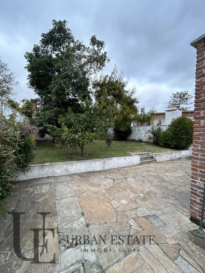 Casa ID.582 - Alquiler Casa 3 Dormitorios 3 Baños, En Punta Gorda 