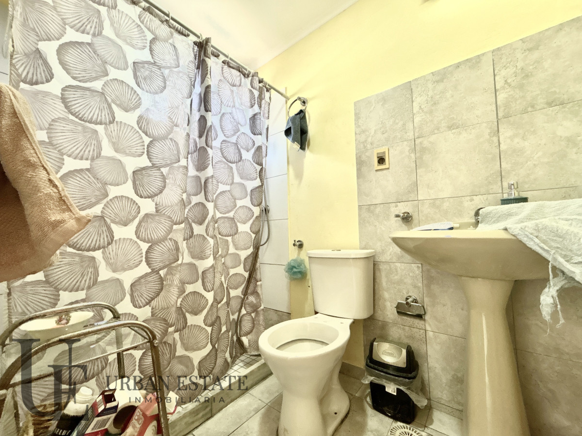 Casa ID.549 - Venta 2 Casas En Un Mismo Padron Con Renta, En Pando 