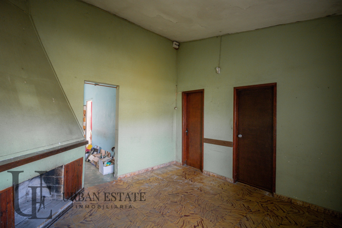 Casa ID.502 - Venta Casa 2 Dormitorios + Apartamento De Servicio, En Pando