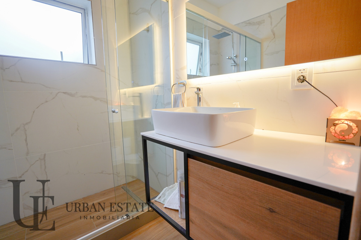 Casa ID.570 - Venta Casa 3 Dormitorios Cumbres de Carrasco Barrio Privado  