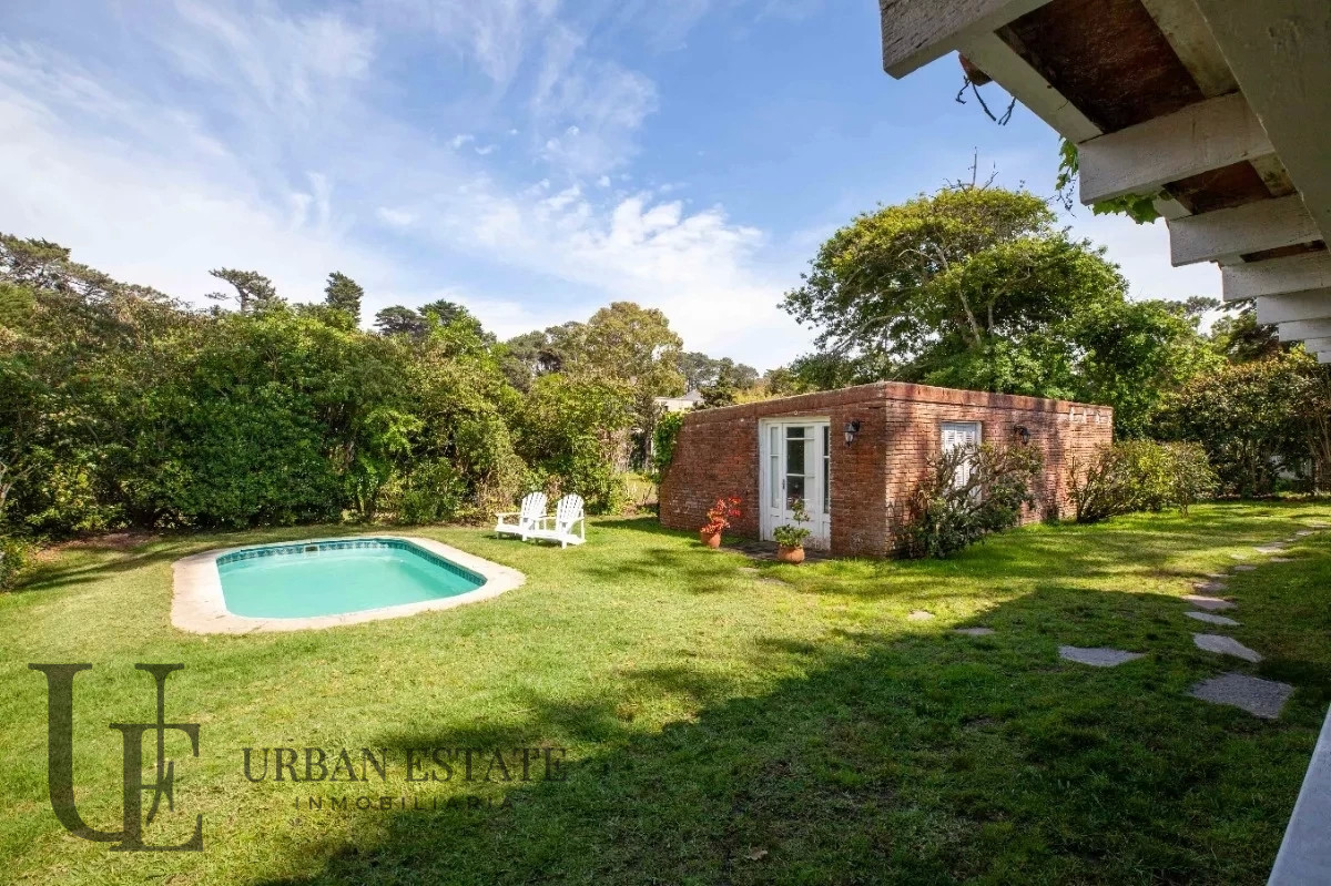 Casa ID.390 - Alquiler Anual 4 Dormitorios + Apartamento Servicio, En San Rafael 