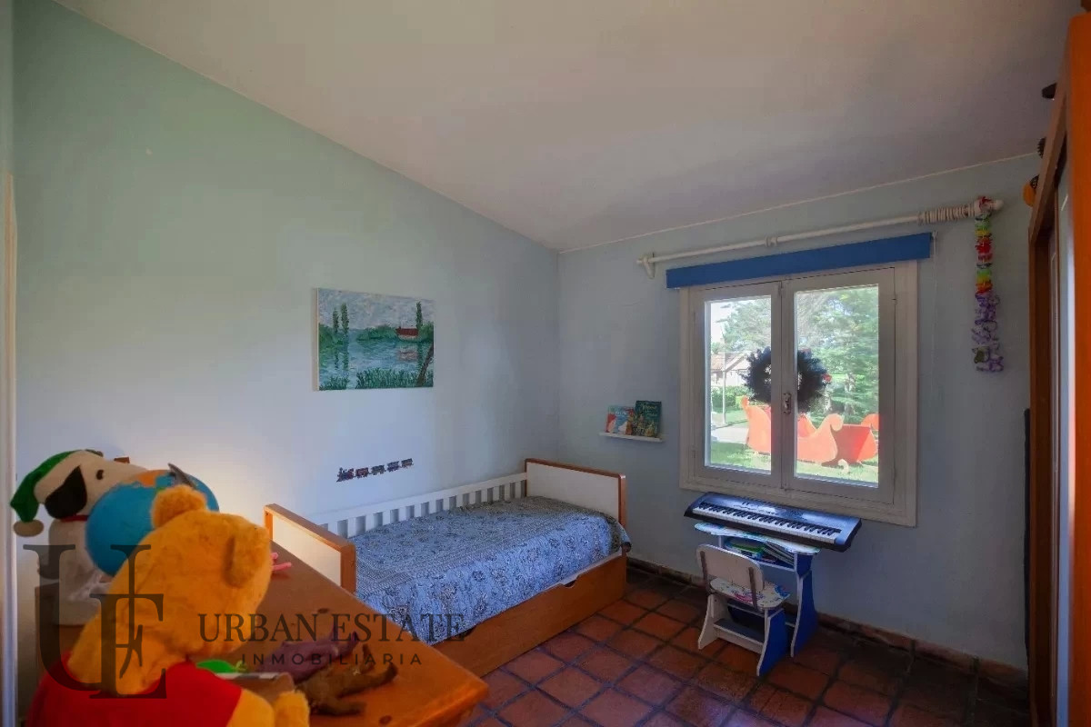 Casa ID.390 - Alquiler Anual 4 Dormitorios + Apartamento Servicio, En San Rafael 