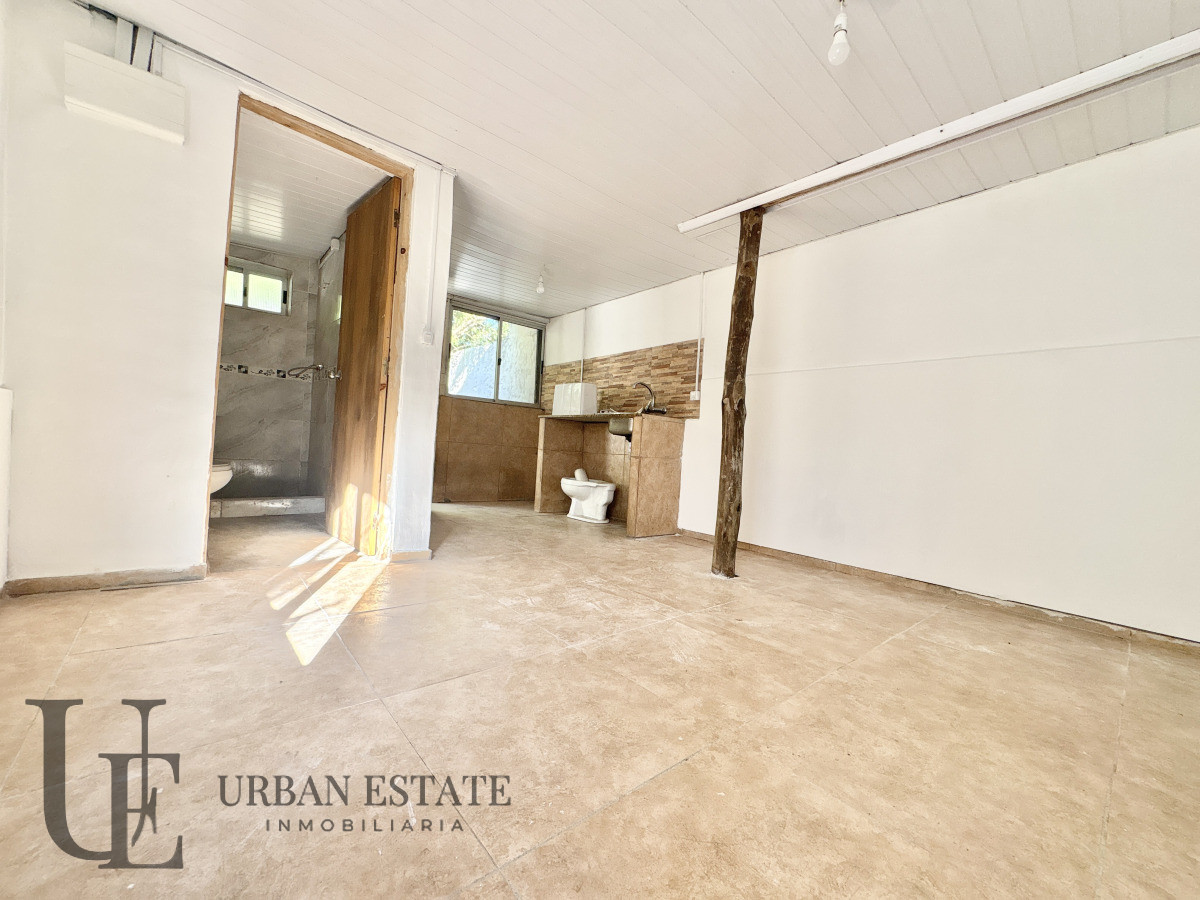 Casa ID.585 - Alquiler Casa 2 Dormitorios Con Parrillero + Monoambiente, En Neptunia