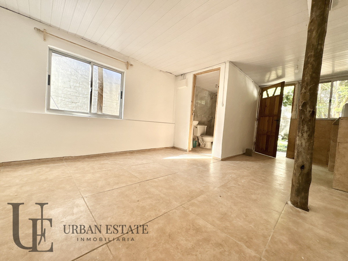 Casa ID.585 - Alquiler Casa 2 Dormitorios Con Parrillero + Monoambiente, En Neptunia