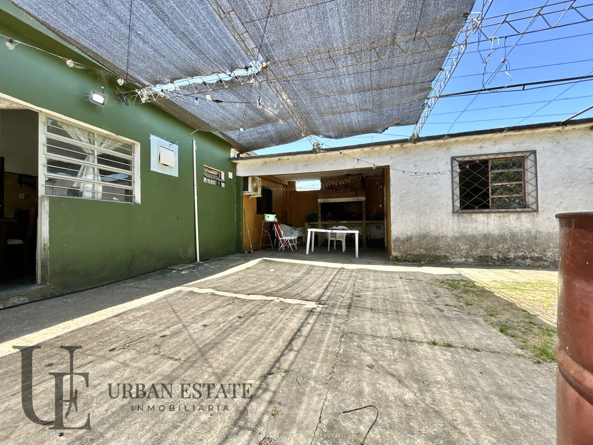 Casa ID.540 - Venta Casa 3 Dormitorios Con Terreno Amplio, En Pando