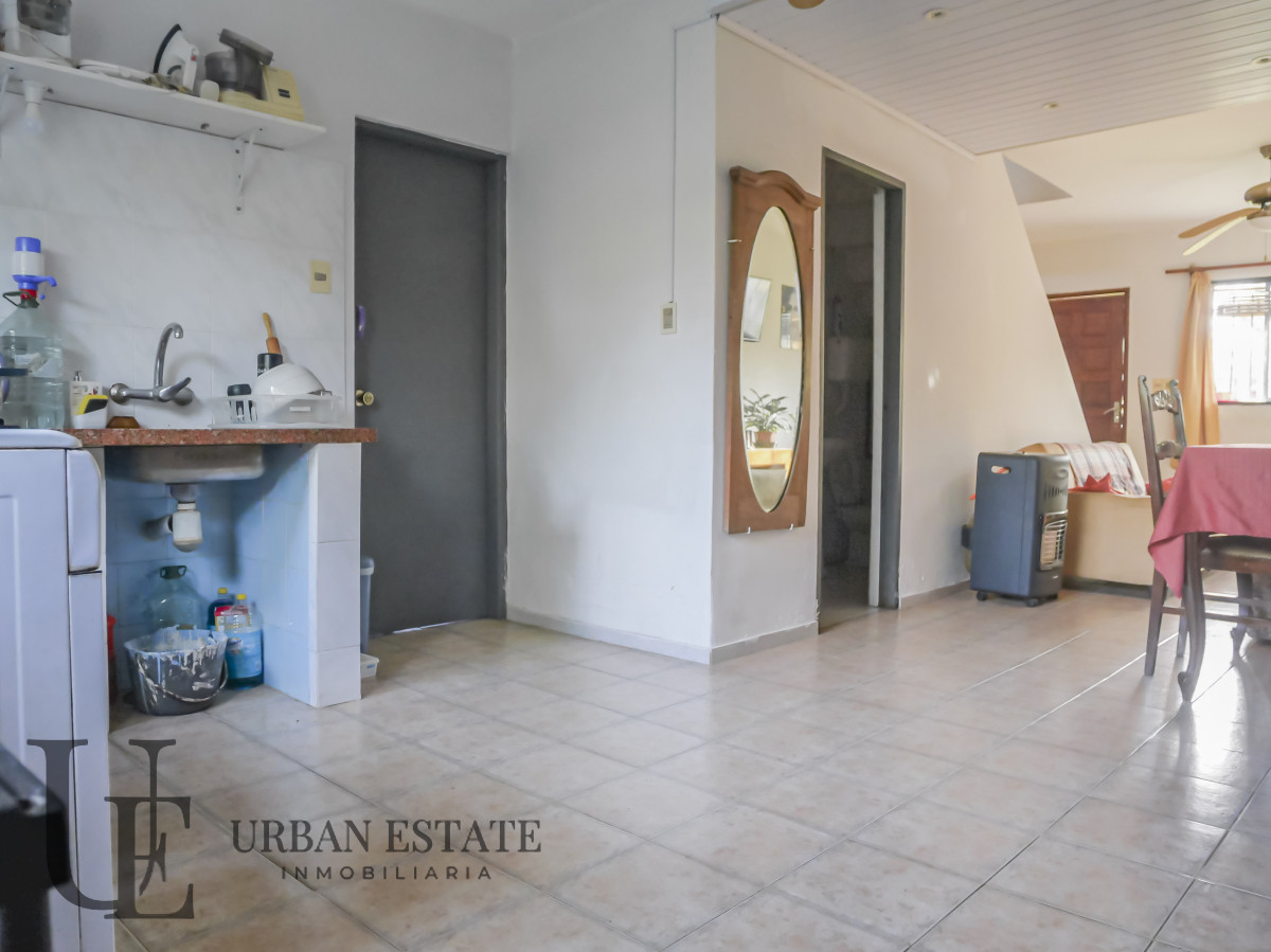 Casa ID.562 - Venta Casa 5 Dormitorios 2 Baños, En La Floresta Sur 