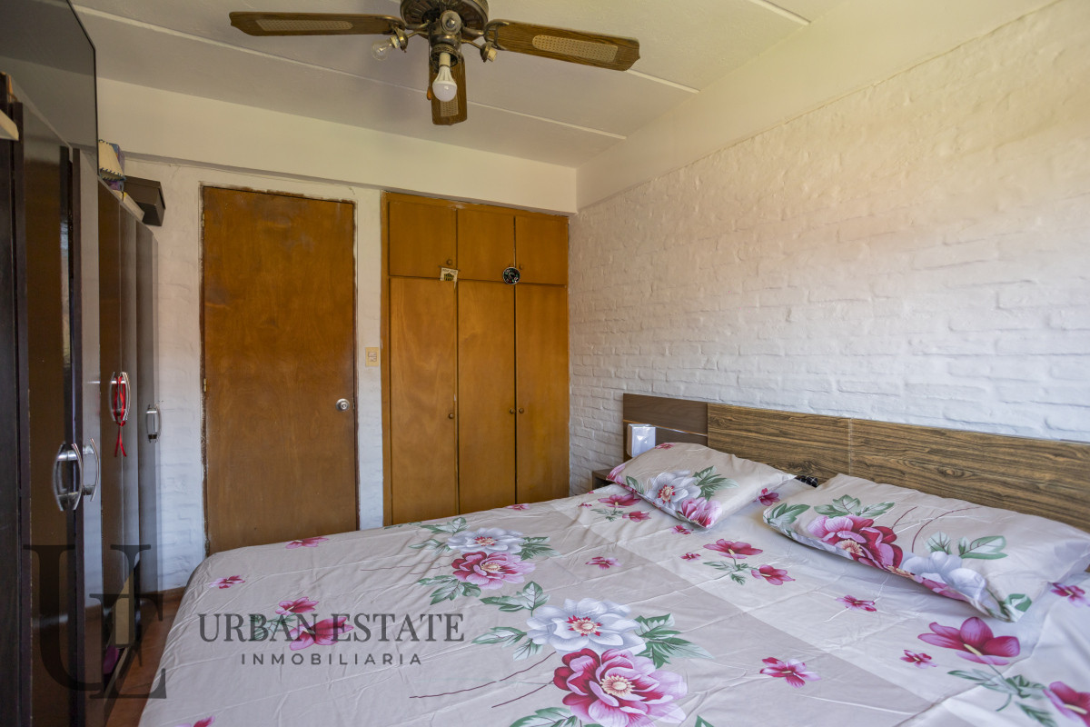 Casa ID.567 - Venta Cooperativa 3 Dormitorios Con Patio, En Conciliación 