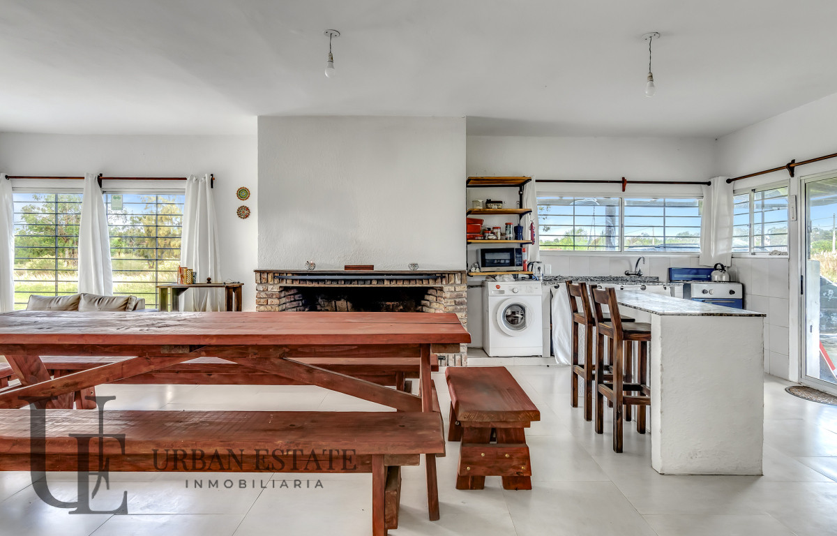 Casa ID.558 - Venta Casa 2 Dormitorios Con Gran Terreno Barra de Portezuelo 