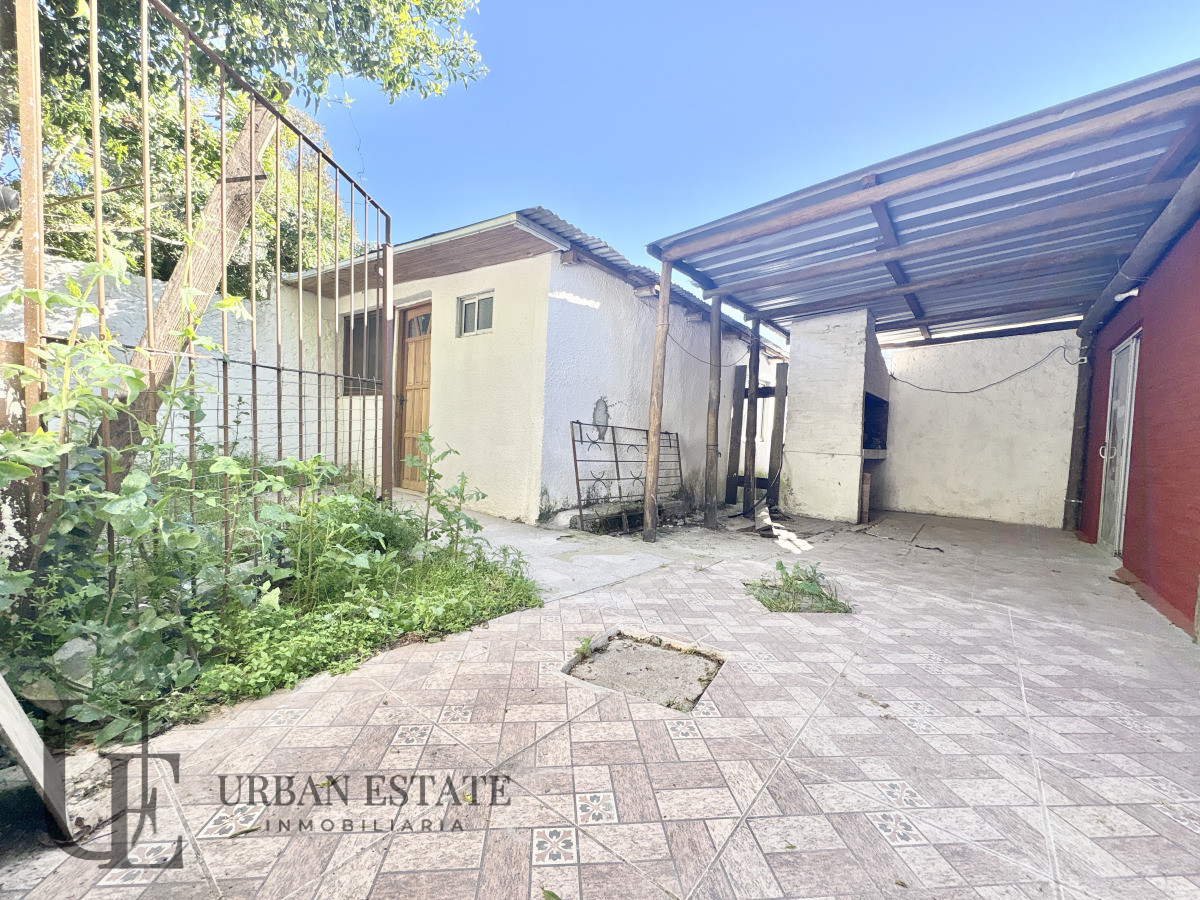 Casa ID.585 - Alquiler Casa 2 Dormitorios Con Parrillero + Monoambiente, En Neptunia