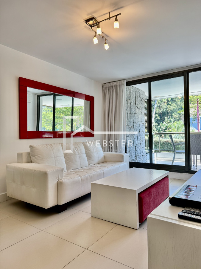 Apartamento ID.2177 - Venta apartamento en Punta Este, 2 dormitorios, 2 baños, parrillero propio