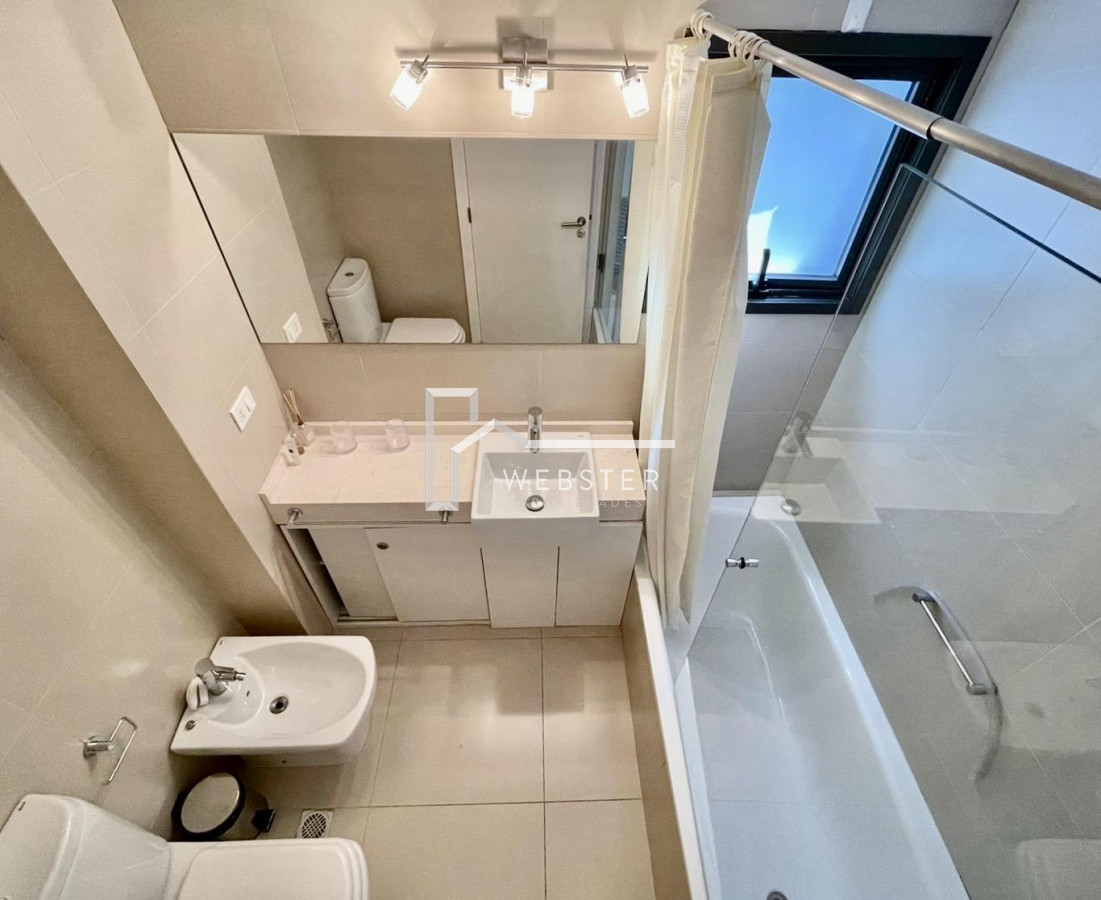 Apartamento ID.2177 - Venta apartamento en Punta Este, 2 dormitorios, 2 baños, parrillero propio