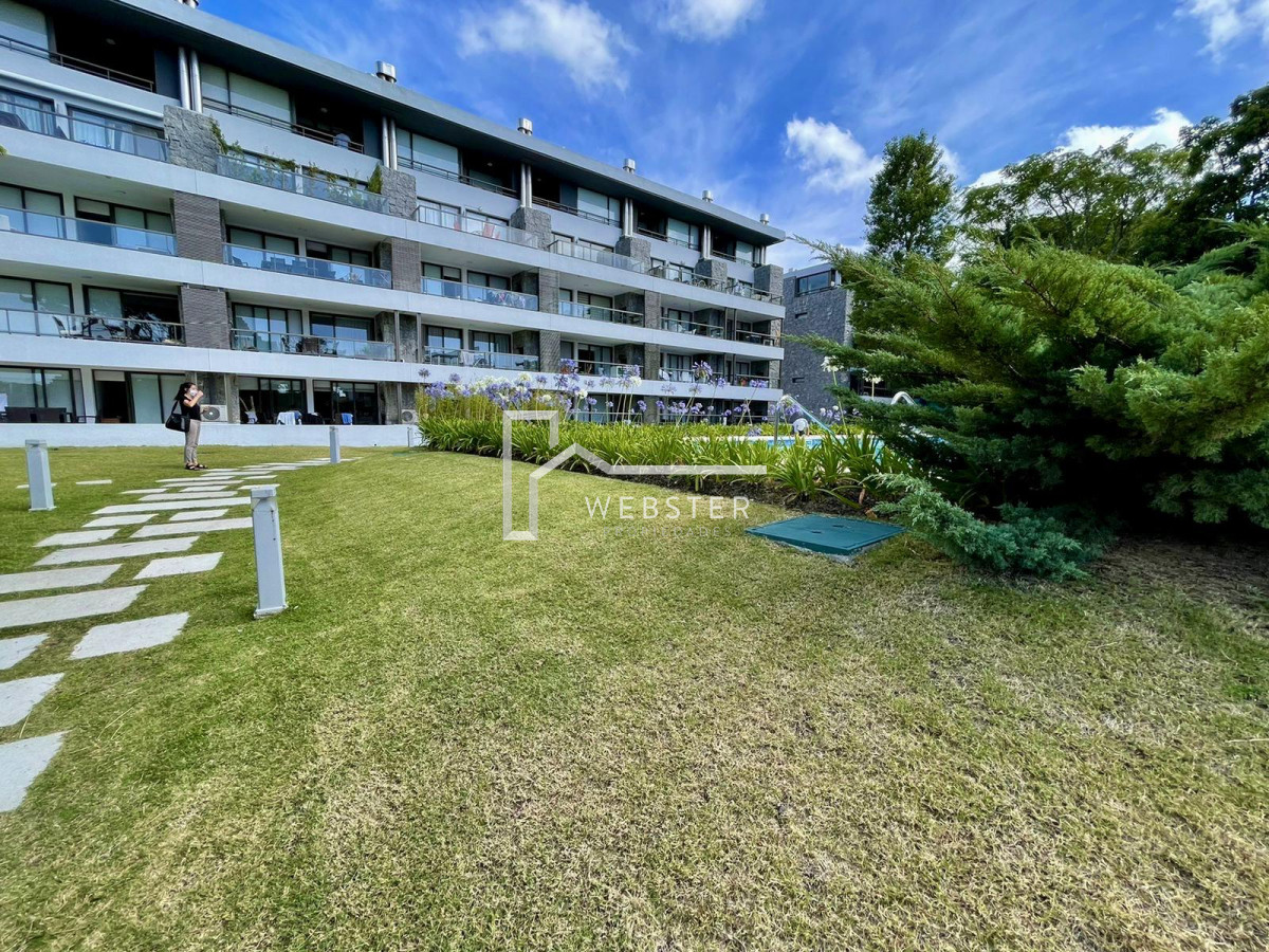 Apartamento ID.2177 - Venta apartamento en Punta Este, 2 dormitorios, 2 baños, parrillero propio