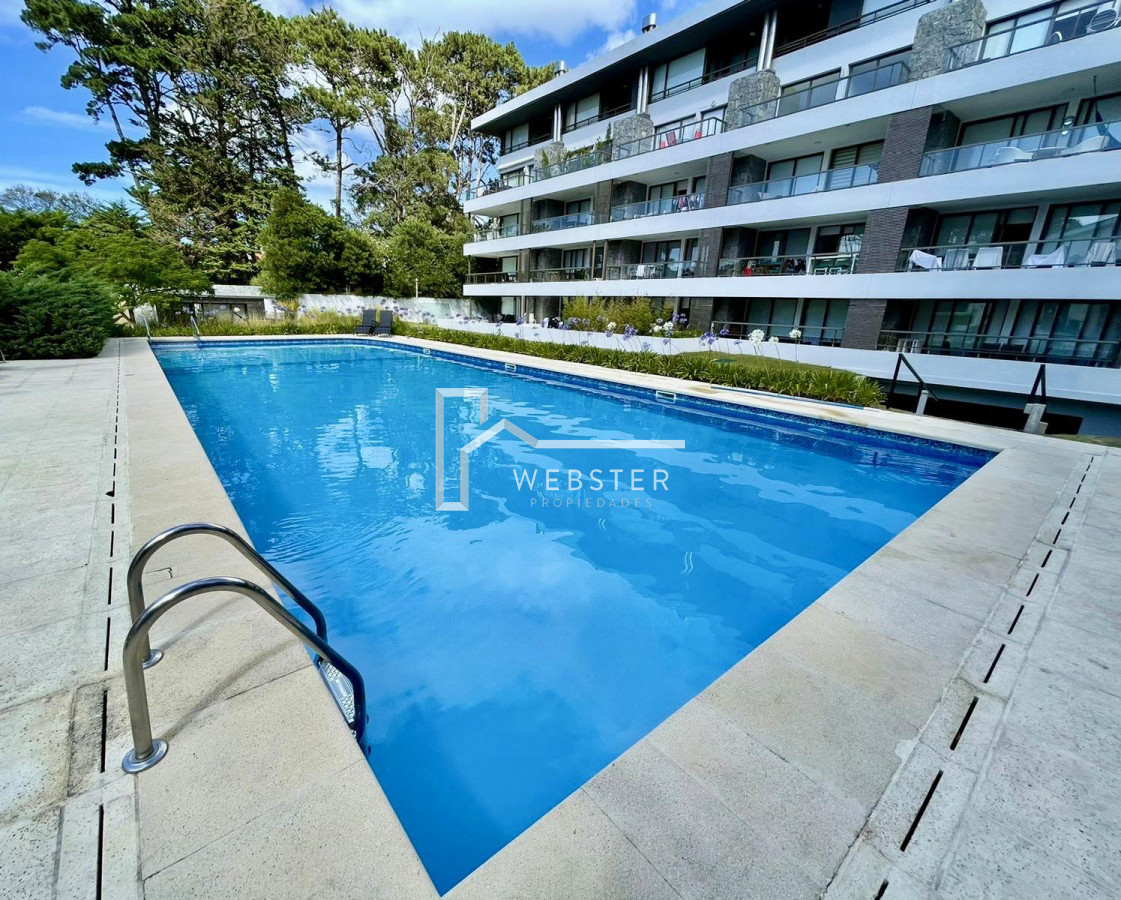 Apartamento ID.2177 - Venta apartamento en Punta Este, 2 dormitorios, 2 baños, parrillero propio