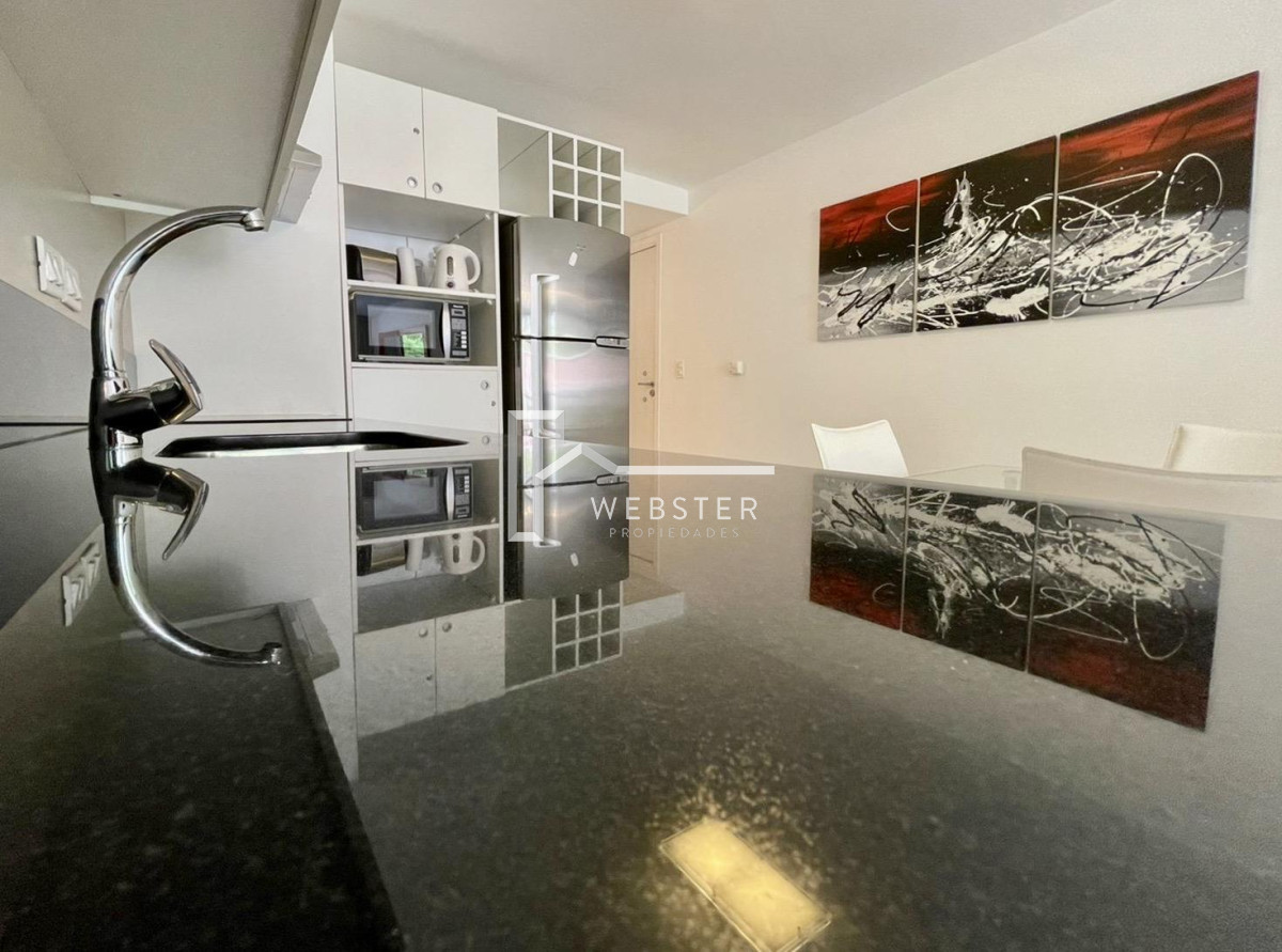 Apartamento ID.2177 - Venta apartamento en Punta Este, 2 dormitorios, 2 baños, parrillero propio