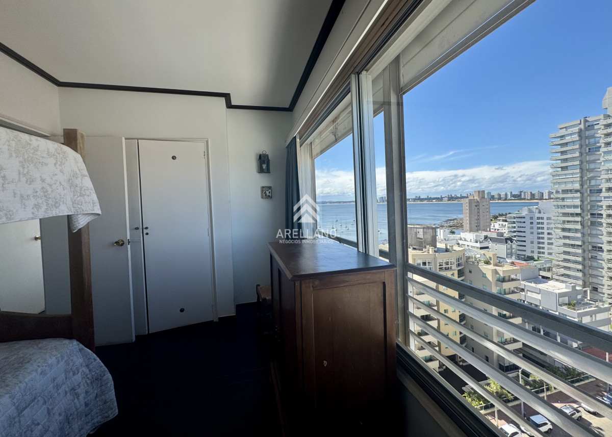 Apartamento ID.5659 - Venta Apartamento 4 dormitorios en Península