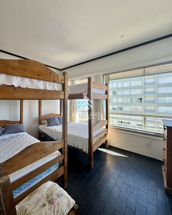 Apartamento ID.5659 - Venta Apartamento 4 dormitorios en Península