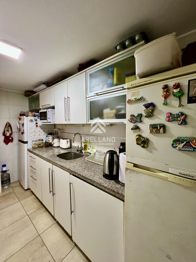 Apartamento ID.3718 - Venta apartamento en playa mansa 2 dormitorios 2 baños y parrillero
